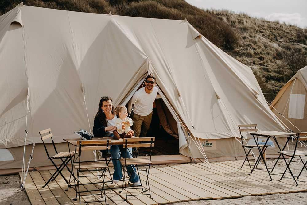 Beachcamp Bloemendaal Surf Resort Overveen Ngoại thất bức ảnh